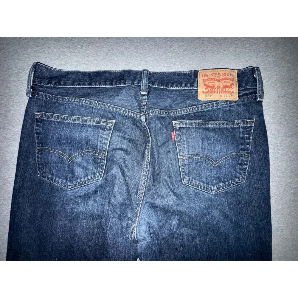 Levi 559 Mens Jeans 36X34‎ Relaxed Fit Straight Leg Frayed Hem Buttery Soft Feel
